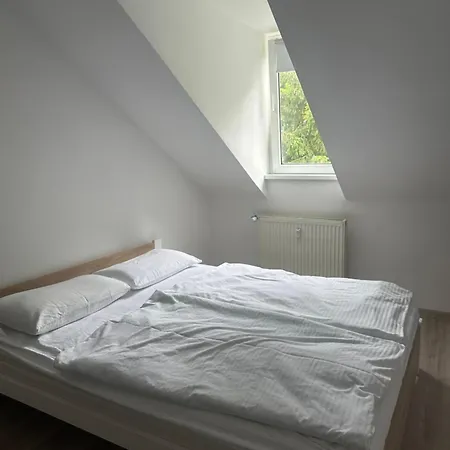 Apartment Th Karlovy Vary Exterior photo